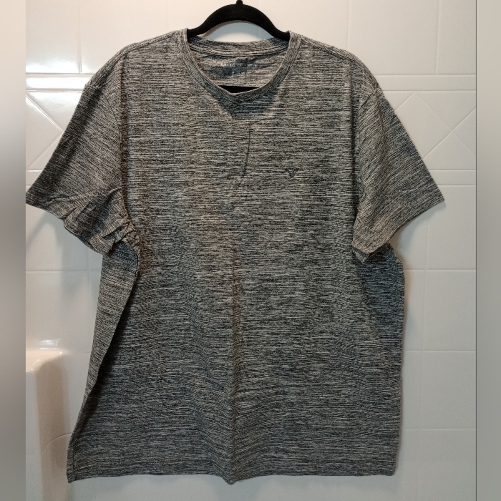 American Eagle Men's Standard Fit Heather Light Grey T-Shirt NWOT